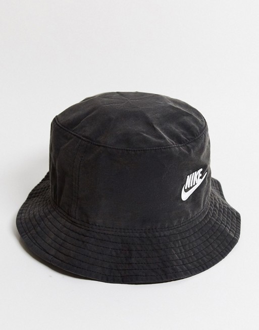 Nike bucket hat in black