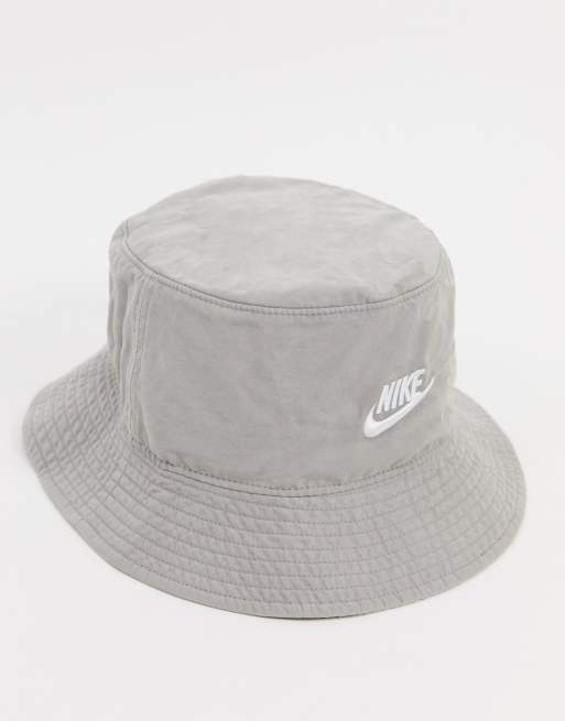 Nike bucket hat in dusty grey