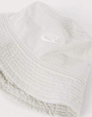 Nike bucket hat in off white with logo 