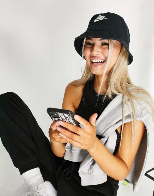 bucket nike hat
