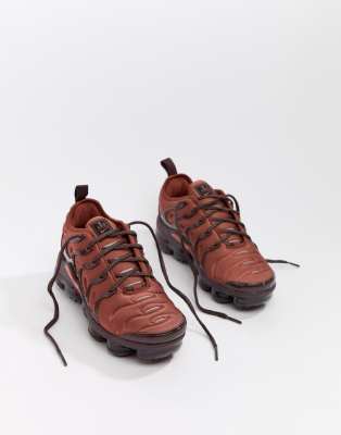 vapormax plus maroon