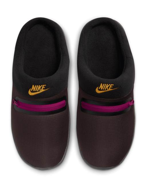 Nike Burrow slipper in brown