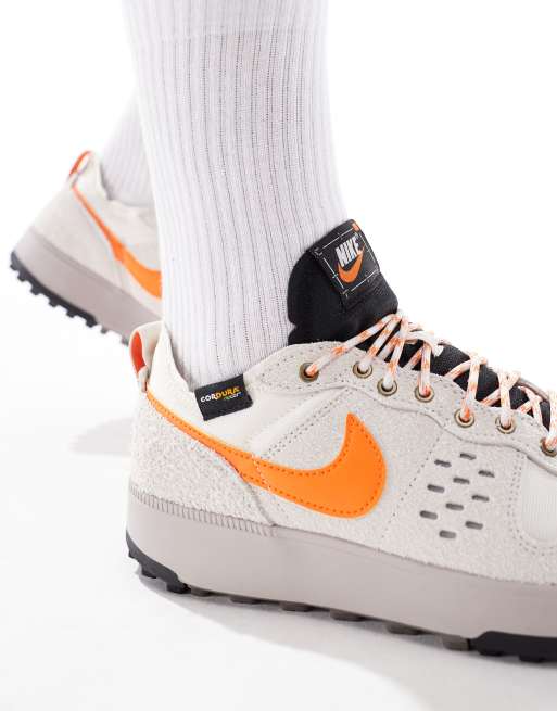 Nike - C1ty - Sneakers grigie e arancioni, 3 di 5