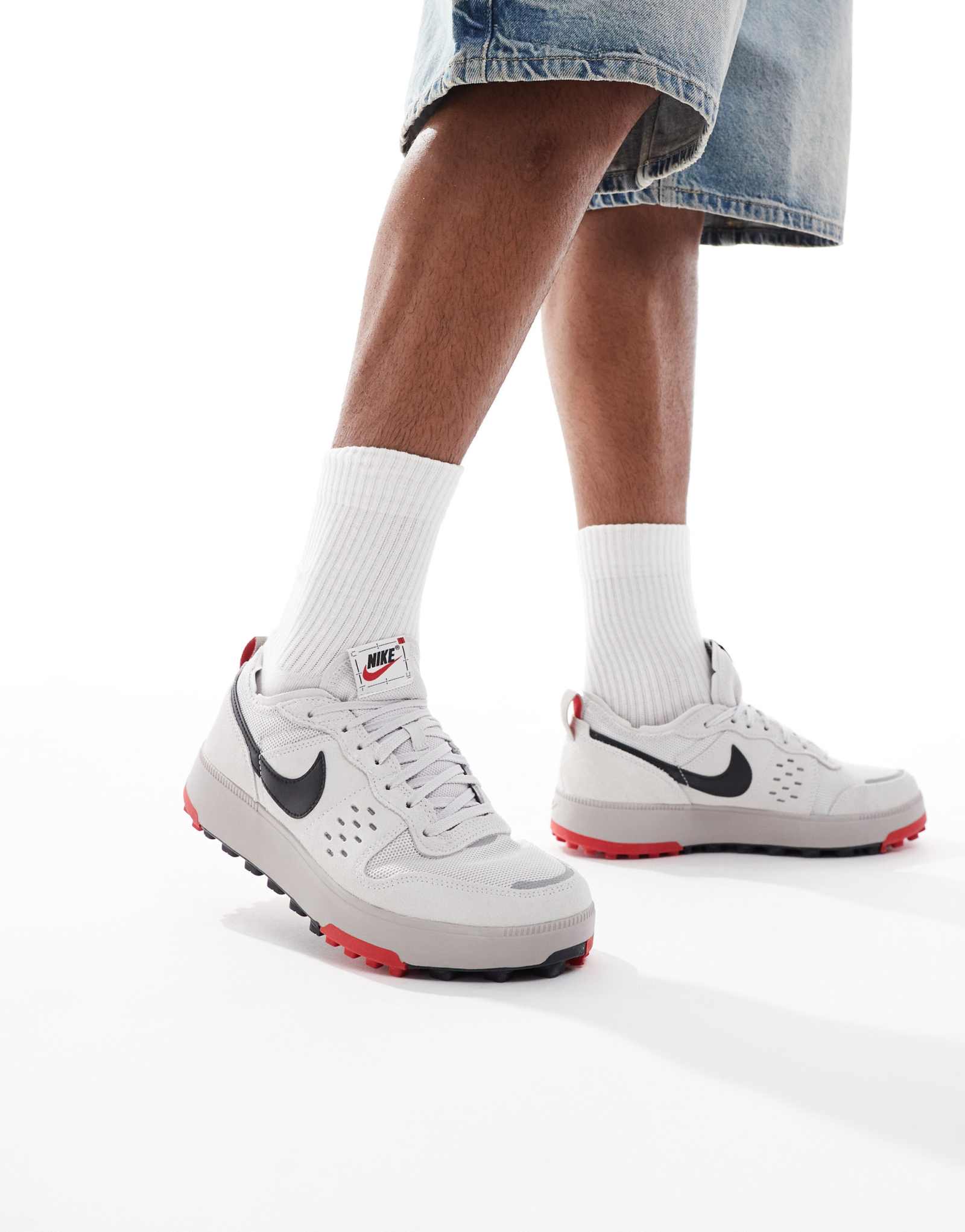 Кроссовки Nike C1ty светло-серого и черного цветов