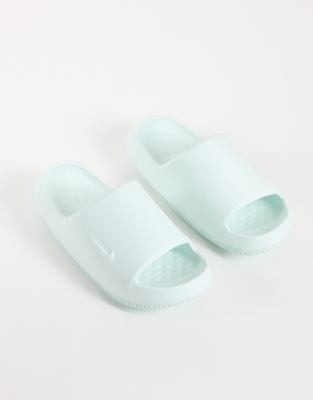 Nike Calm 2.0 Sliders In Green