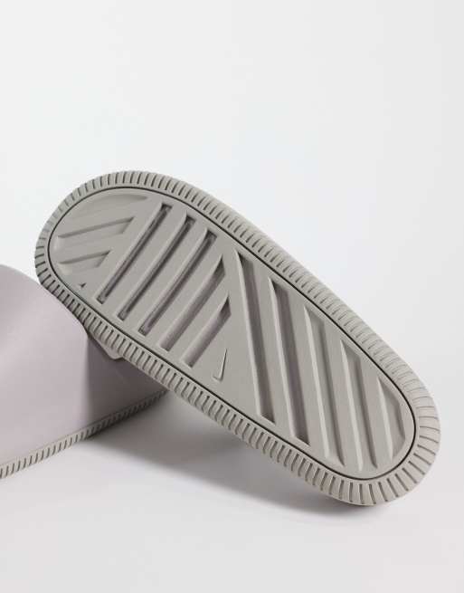 Nike Calm 2.0 slides in beige, 3 of 4