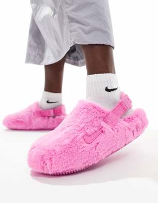 Nike - Calm - Flauschige Mules in Rosa