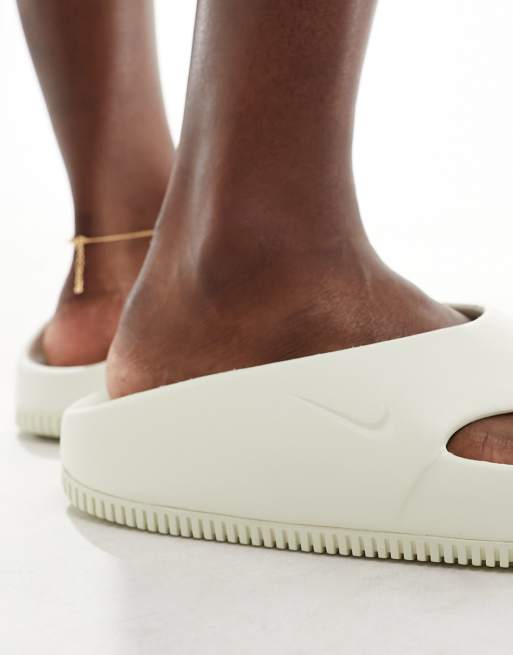 サンダル・ミュール Nike Calm Women's Flip Flops Nike Calm flip flops in off white | ASOS
