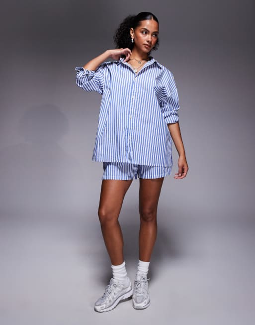 Nike - Camicia e pantaloncini in popeline a righe blu e bianche