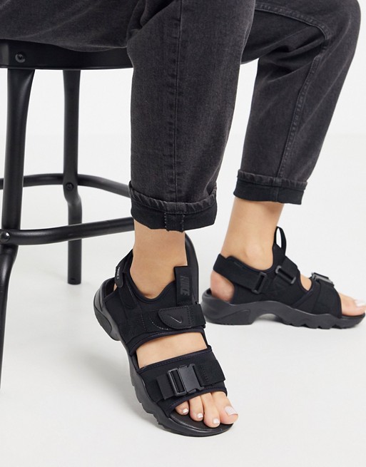 Nike Canyon sandals in black