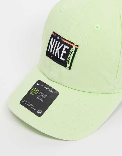 Neon green cheap hat nike