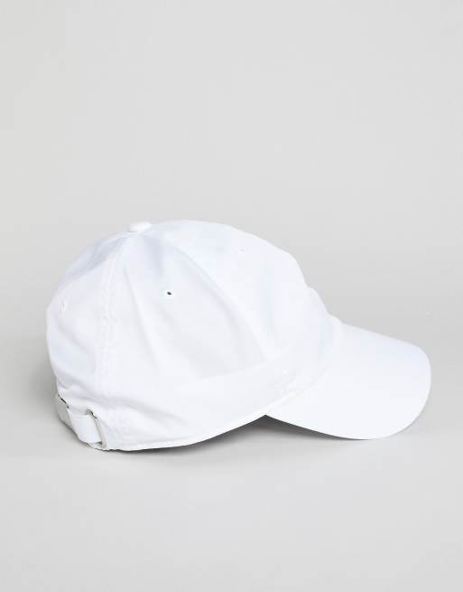 Nike - Casquette avec logo virgule métallisé - Sésame