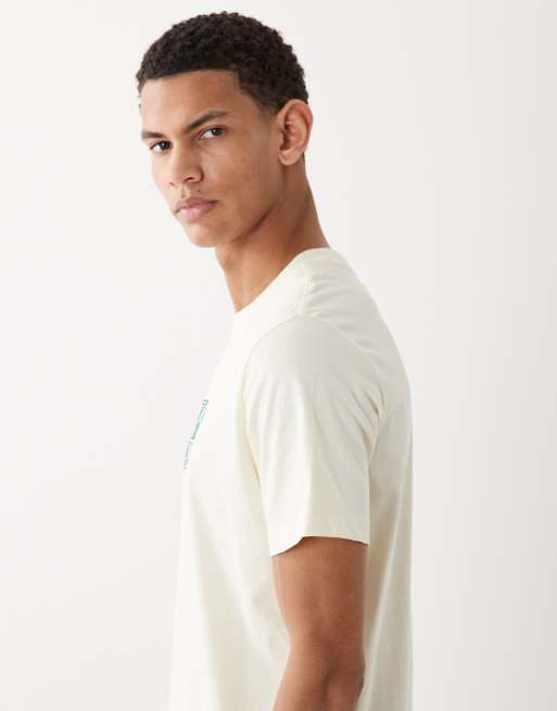 Nike Celebrate Sport graphic T-shirt in beige , 4 of 5