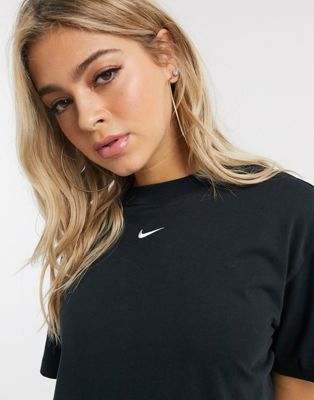 nike central swoosh t shirt