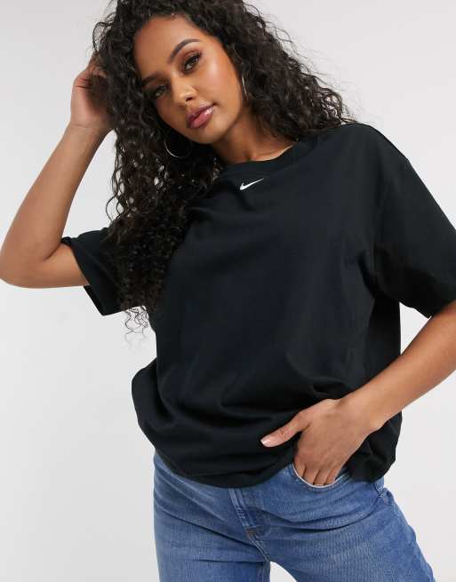 Asos nike outlet boyfriend t shirt