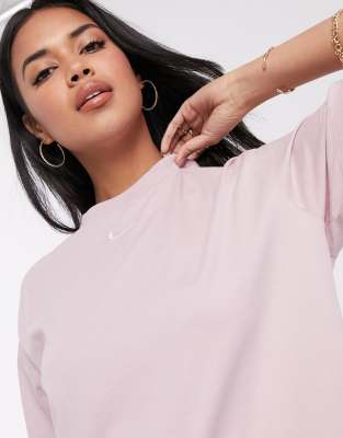 nike logo boyfriend t shirt