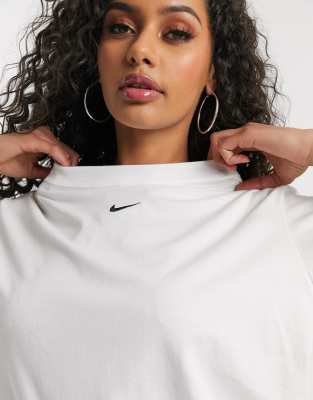 Nike central swoosh oversized boyfriend 