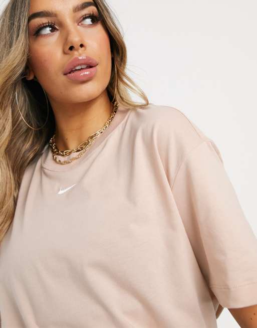 Nike beige online shirt