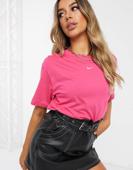 Nike Central Swoosh oversized pink t-shirt | ASOS