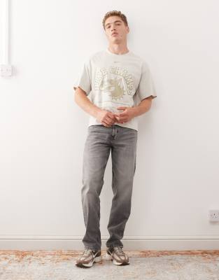 Nike Champs Graphic Cropped T-shirt In White