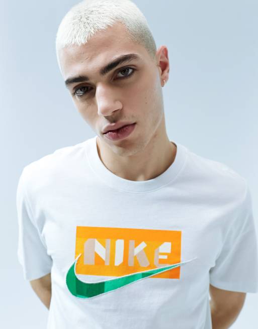 Nike chest logo t shirt in white