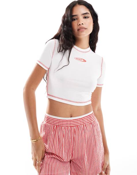 Nike Chill 90s Threads logo t-shirt in white - view 1