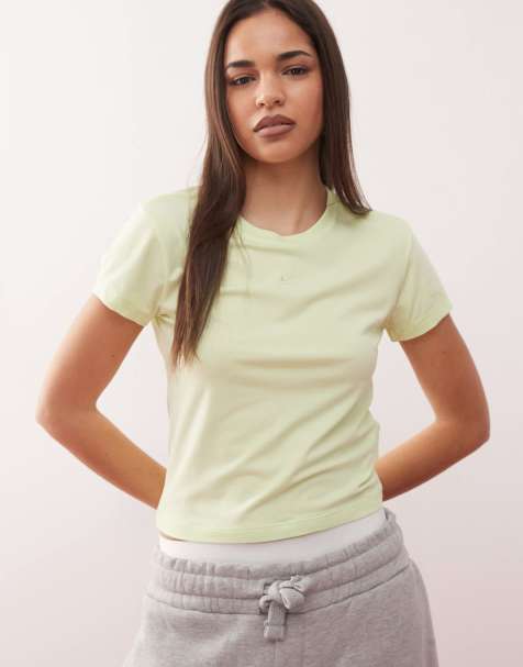 Nike Chill baby tee in lime green - view 1