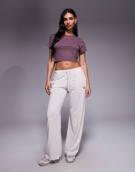 Nike Chill crop top in brown , 4 of 4