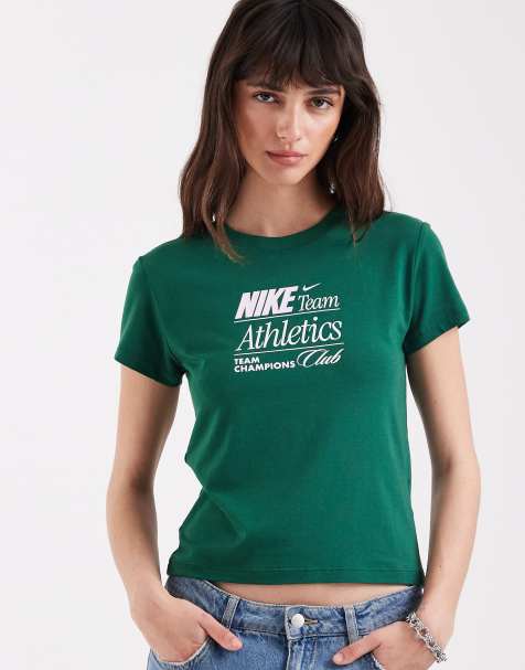 Nike Chill cropped graphic t-shirt in green - view 1