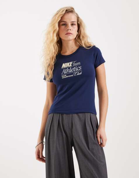 Nike Chill cropped graphic t-shirt in navy - view 1