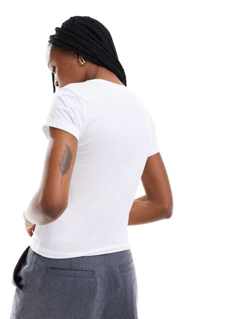 Nike Chill cropped t-shirt in white, 2 of 4