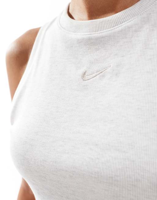 Nike Chill Essential ribbed cropped tank top in white, 2 of 4
