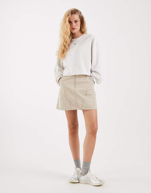 Nike Chill french terry sweatshirt in heather grey , 2 of 4