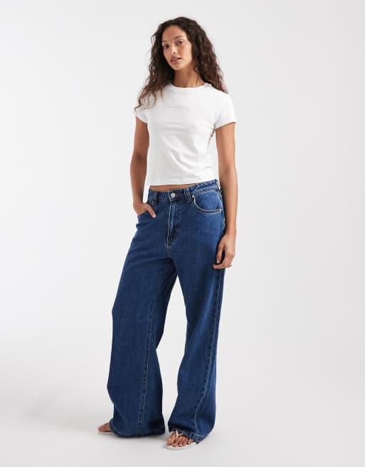 Nike Chill goddess dimante cropped T-shirt in white, 2 of 4