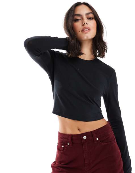 Nike Chill knitted longsleeve cropped t-shirt in black - view 1