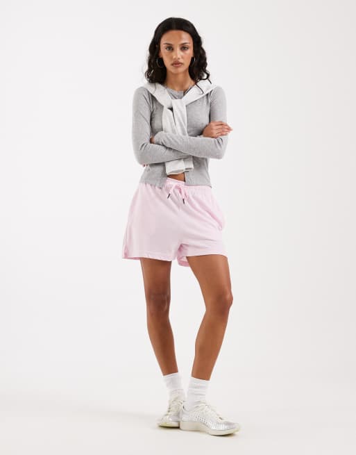 Nike Chill lightweight shorts in pink , 2 of 5