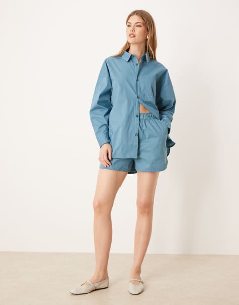Nike Chill poplin shorts in blue - view 1