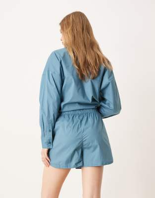 Nike Chill Poplin Shorts In Blue