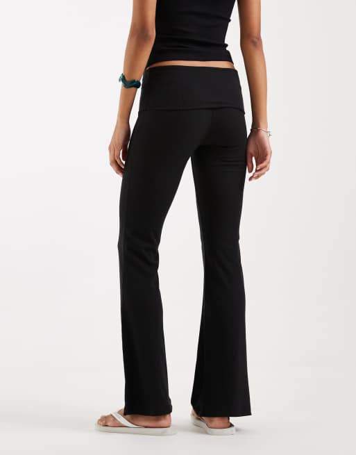 Nike Chill rib knit flared leggings in black , 5 of 5
