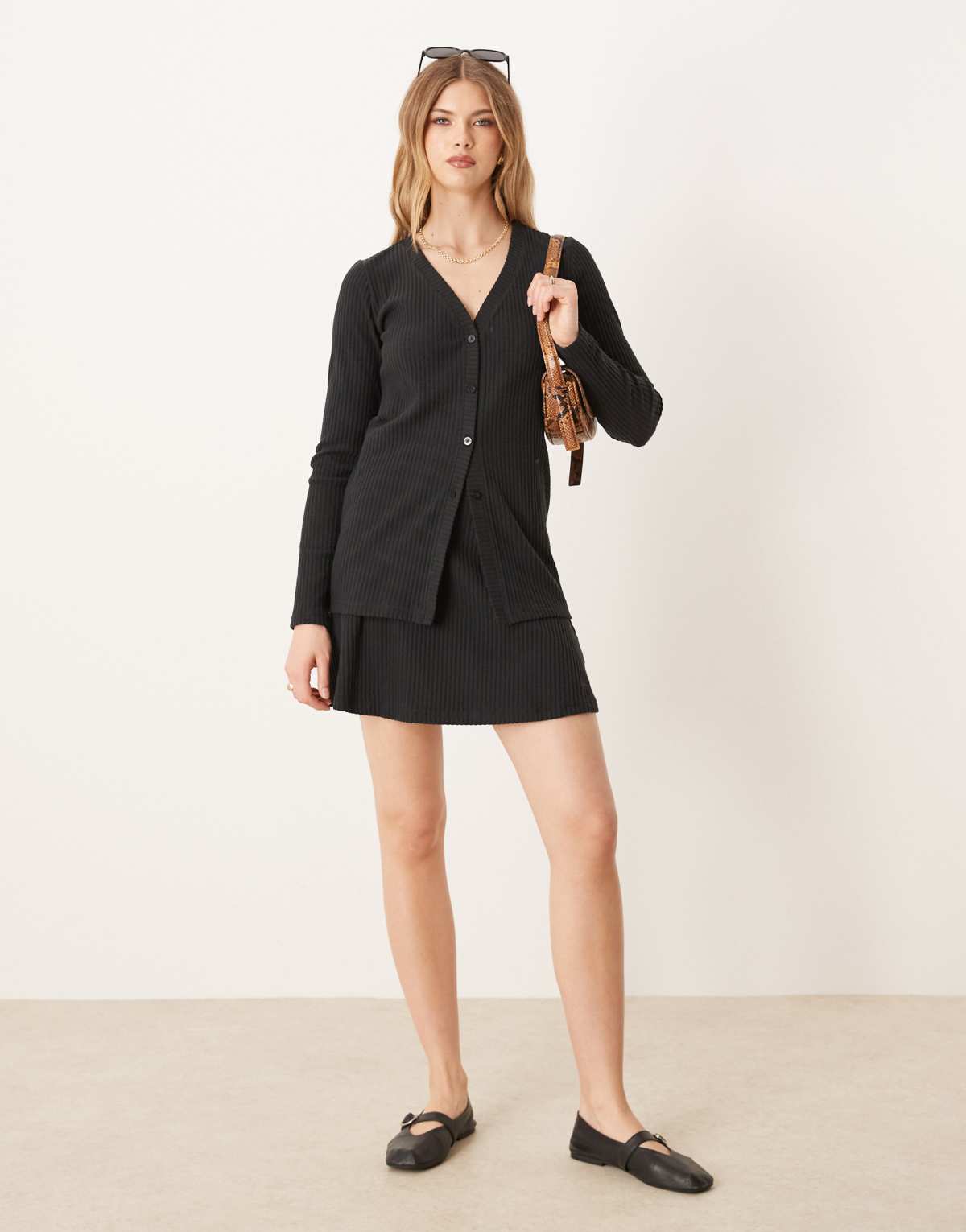 Nike Chill ribbed knitted skirt in black