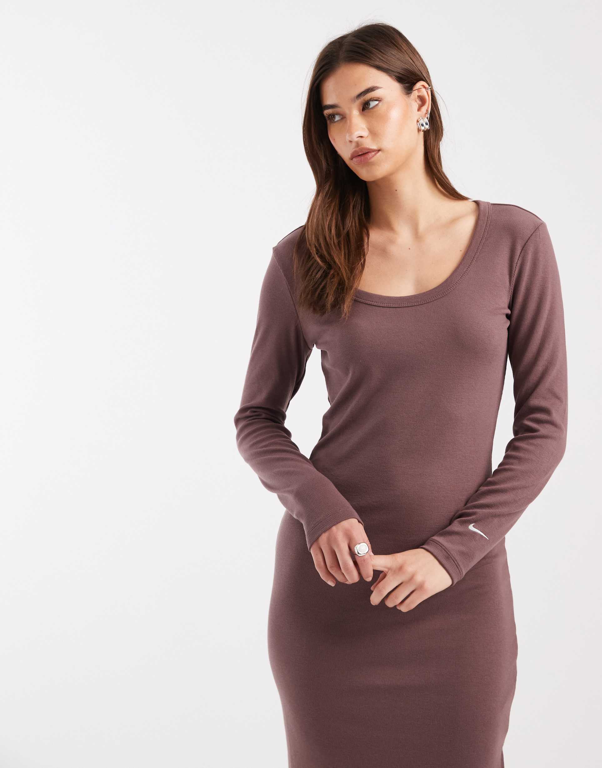 nike chill ribbed long sleeve dress in brown