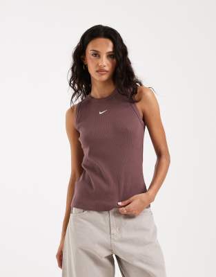 Nike Chill Ribbed Tank Top In Brown