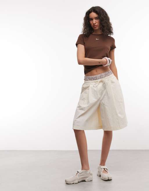 Nike Chill t-shirt  in brown, 2 of 4