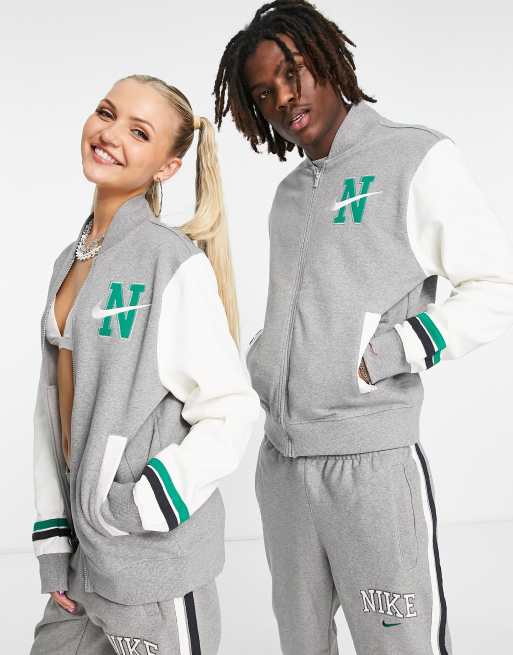 Nike – Ciemnoszara kurtka unisex typu varsity w uczelnianym stylu retro