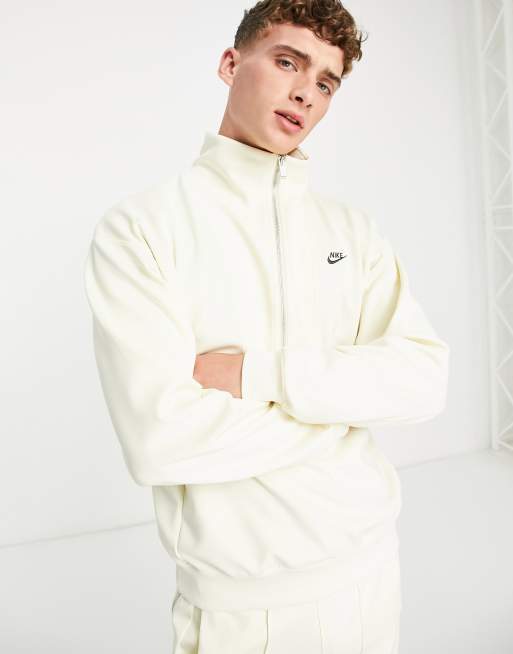 Nike – Circa Pack – Sweatshirt in Kokosmilchweiß mit kurzem Reißverschluss