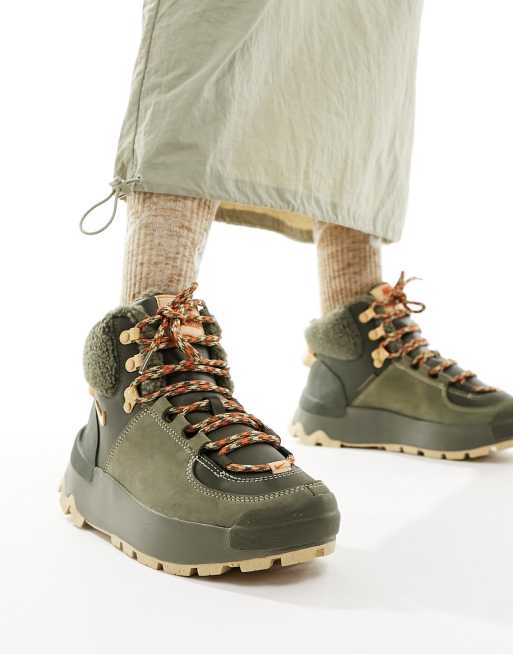 Nike City Classic Boot in khaki