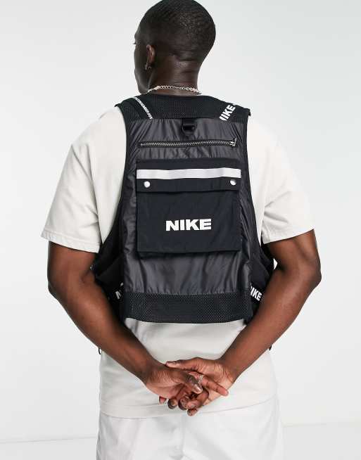 Utility on sale vest nike