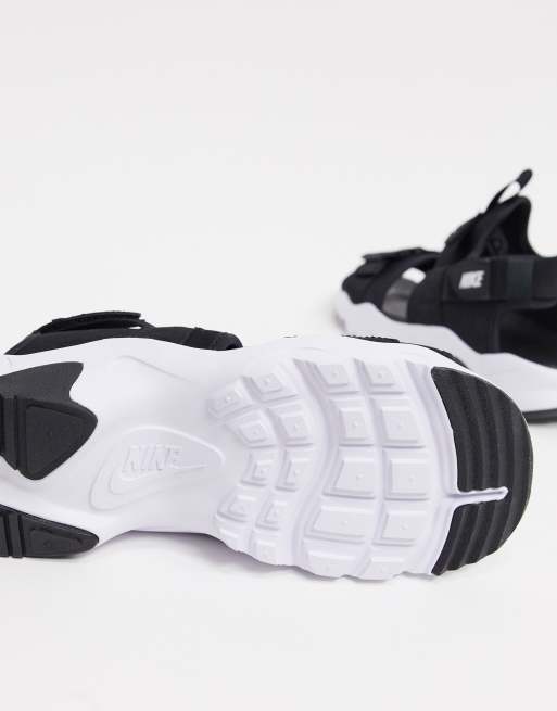 Nike city sandals online in black