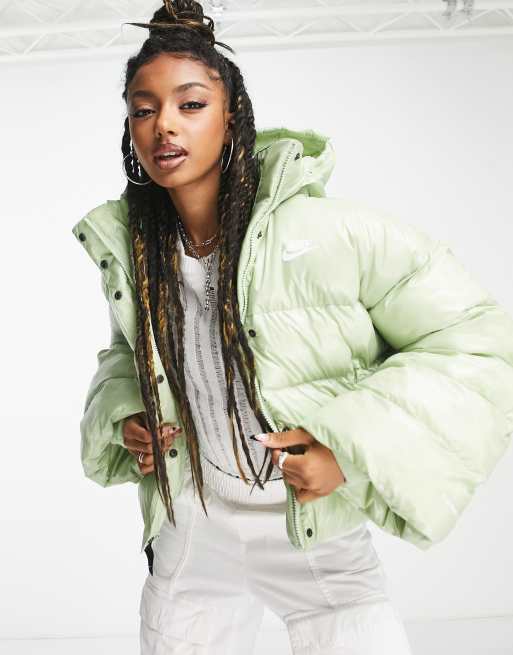 Nike green best sale jacket womens