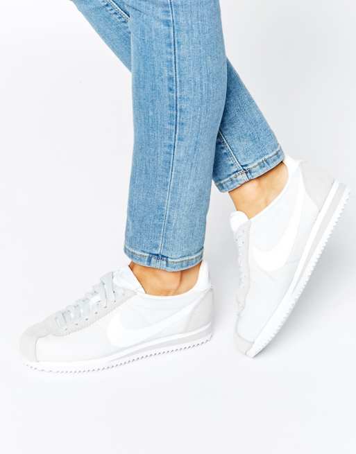 Nike classic store cortez textile sneaker